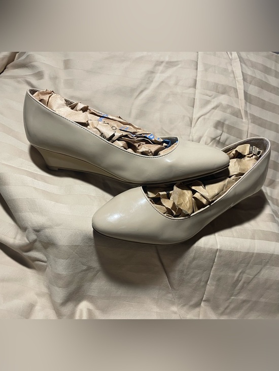 dexflex comfort Shoes - Nude soft wedge